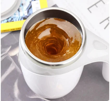 Self-Stirring Magnetic Coffee Cup – Effortless Mixing for Lazy Mornings